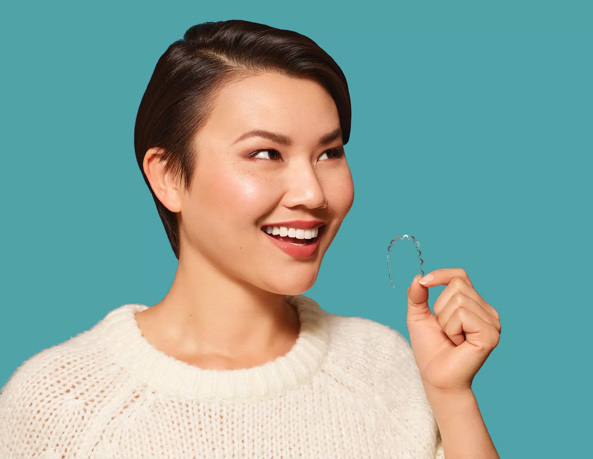 A patient holding the InBrace Smartwire
